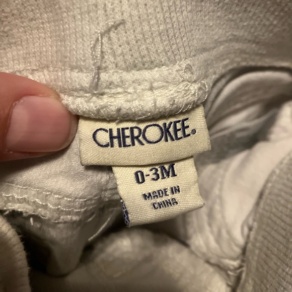 Cherokee Red Ski Lodge and Off White Pants Baby Outfit - Picture 5 of 5